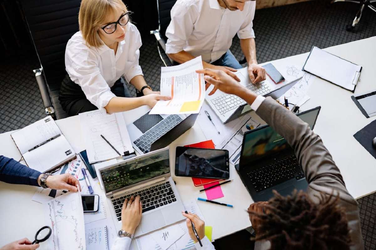 Outsourcing : pourquoi externaliser ses projets web devient stratégique ?
